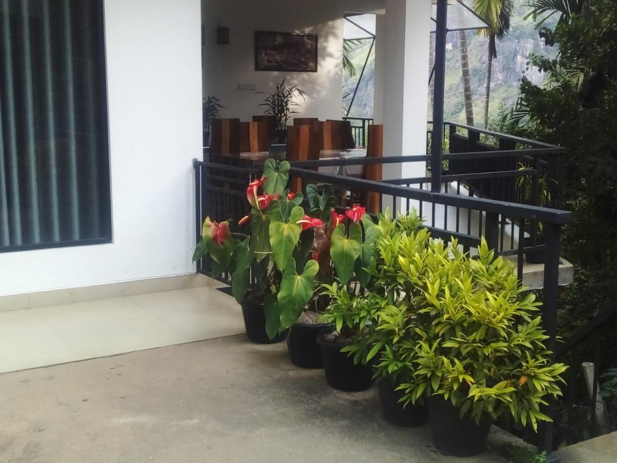 Bed and Breakfast Misty Heaven Ella Exterior foto